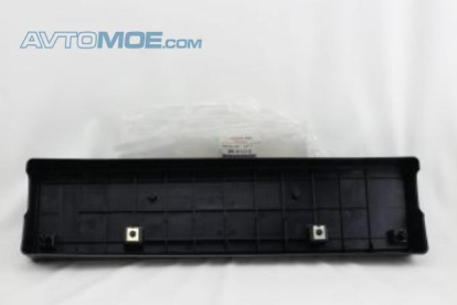 Панель крепления номерного знака MN181218 Mitsubishi (фото №1)